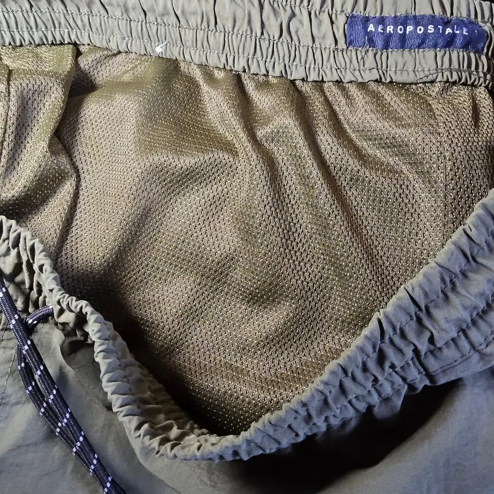 Aeropostale Mens Olive  Shorts Black Draw String Waist Pristine Sz Large Pockets